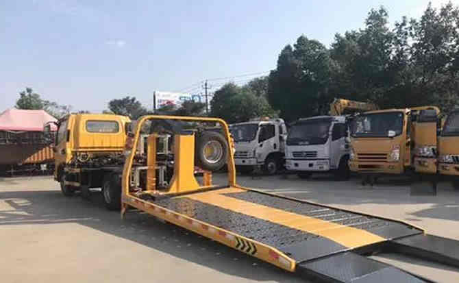 堆龙德庆区汽车中途维修案例